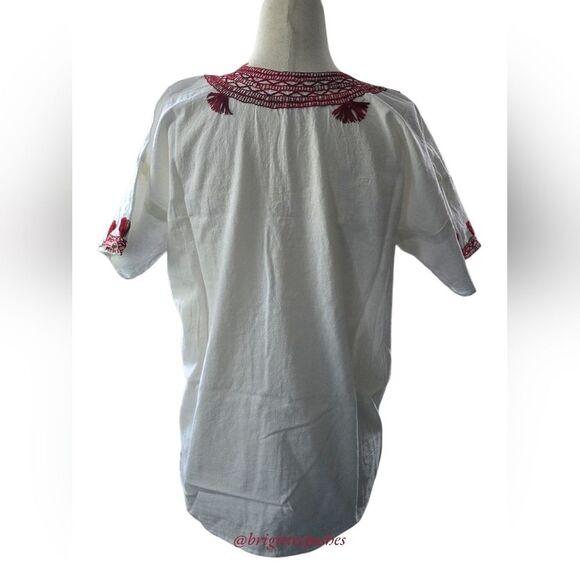 HANDMADE Traditional Embroidered Mexican Blouse - Picture 2 of 12